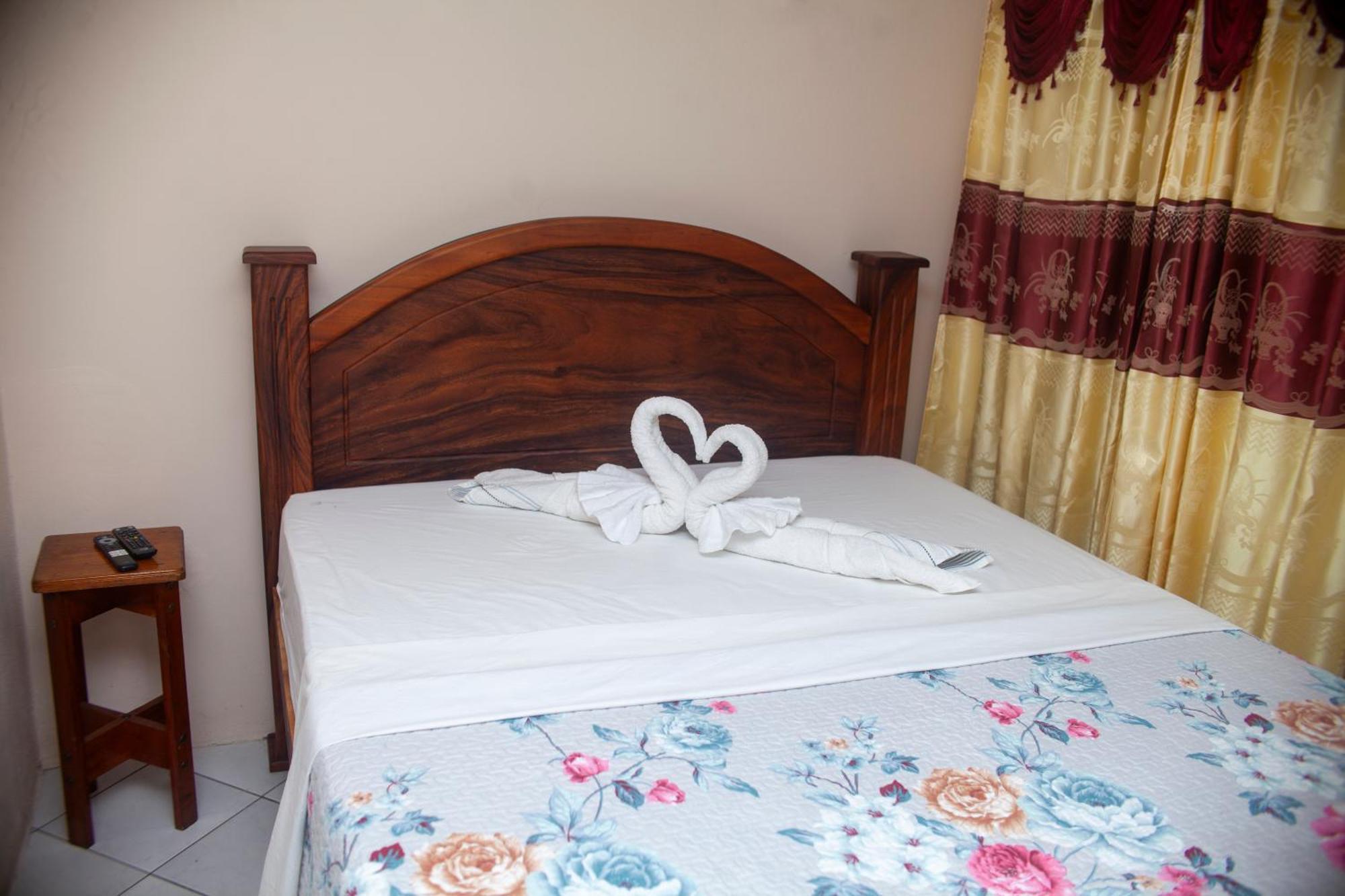Apartamento Daly 3 Guápiles Dış mekan fotoğraf